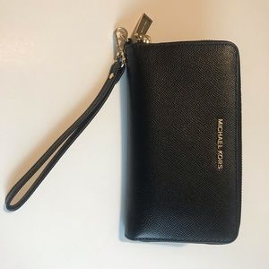 MICHAEL KORS Wristlet Wallet